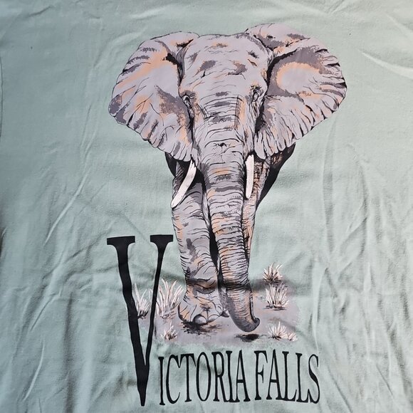Go Wild Victoria Falls Green Size 2XL Front and Back Elephant Graphic Shirt - Picture 5 of 7